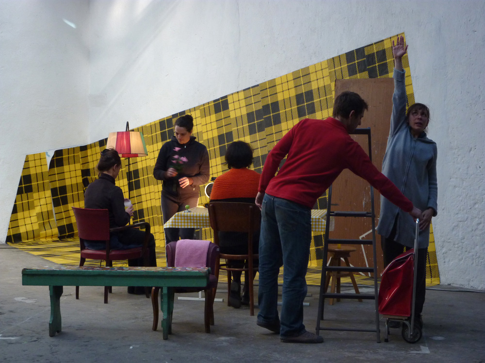 résidences / Sauf le Dimanche