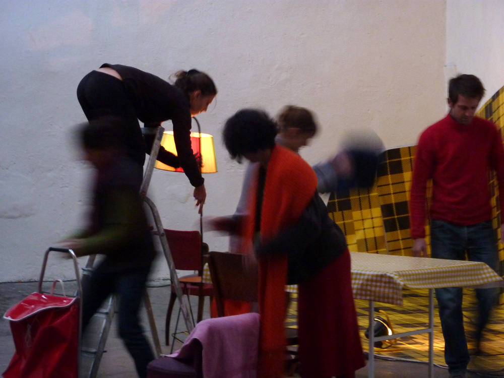 résidences / Sauf le Dimanche